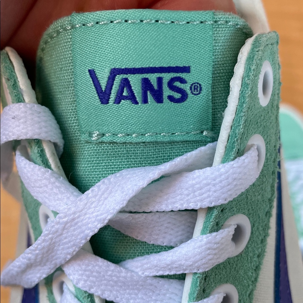 Vans Women’s Skateboard Sneakers Size 8 Green and Blue - Picture 11 of 13